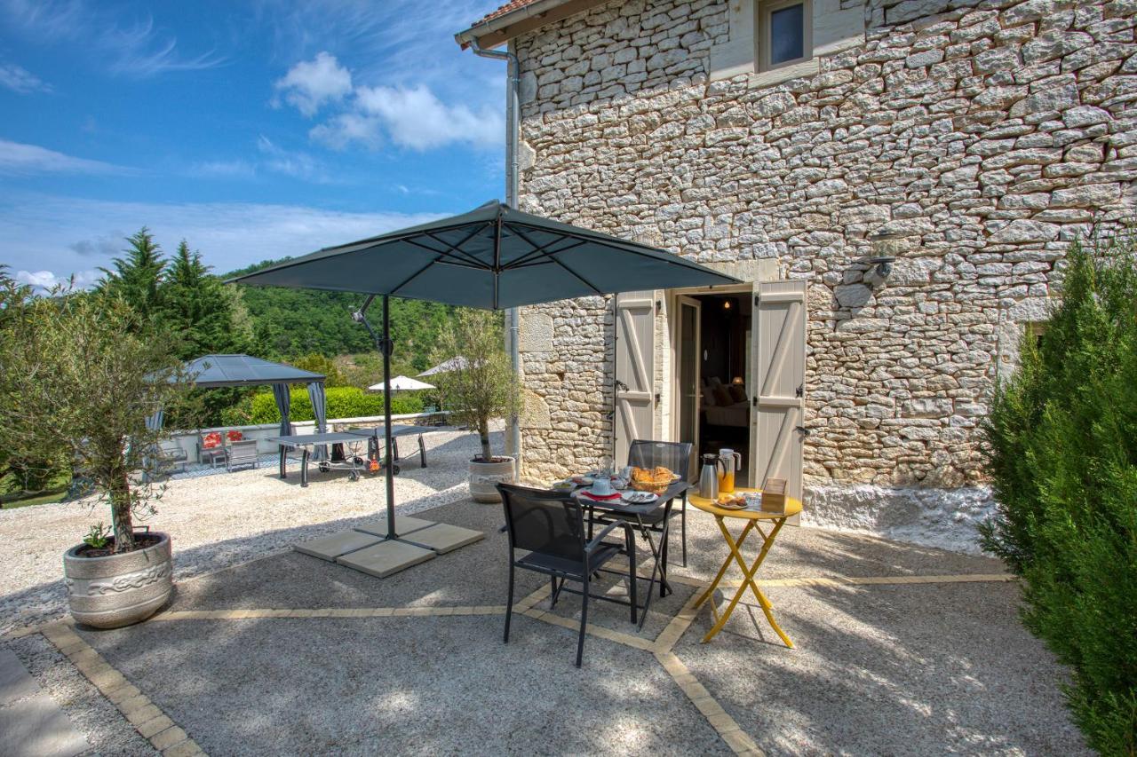 Domaine Des Pierres Blanches - Chambres D'Hotes Carlux Εξωτερικό φωτογραφία