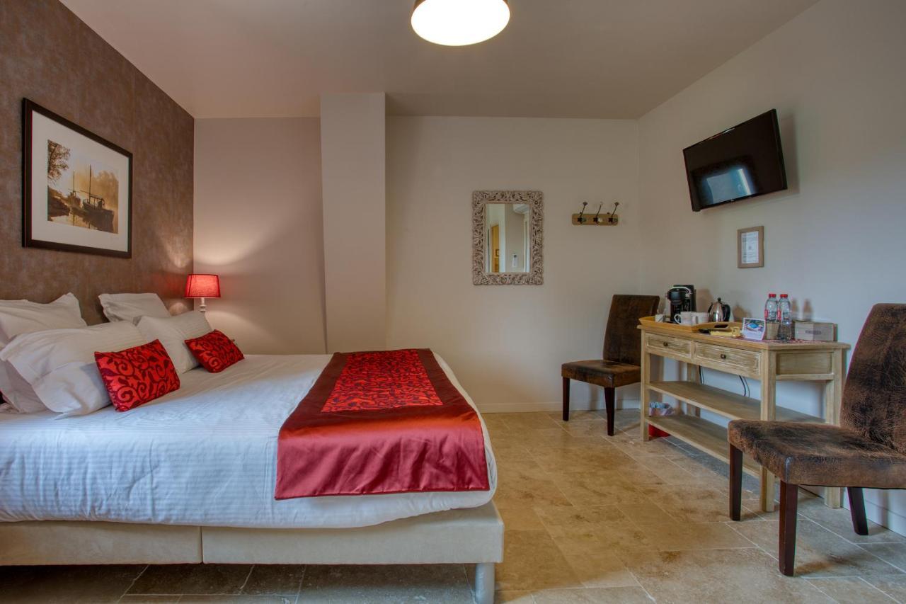 Domaine Des Pierres Blanches - Chambres D'Hotes Carlux Εξωτερικό φωτογραφία