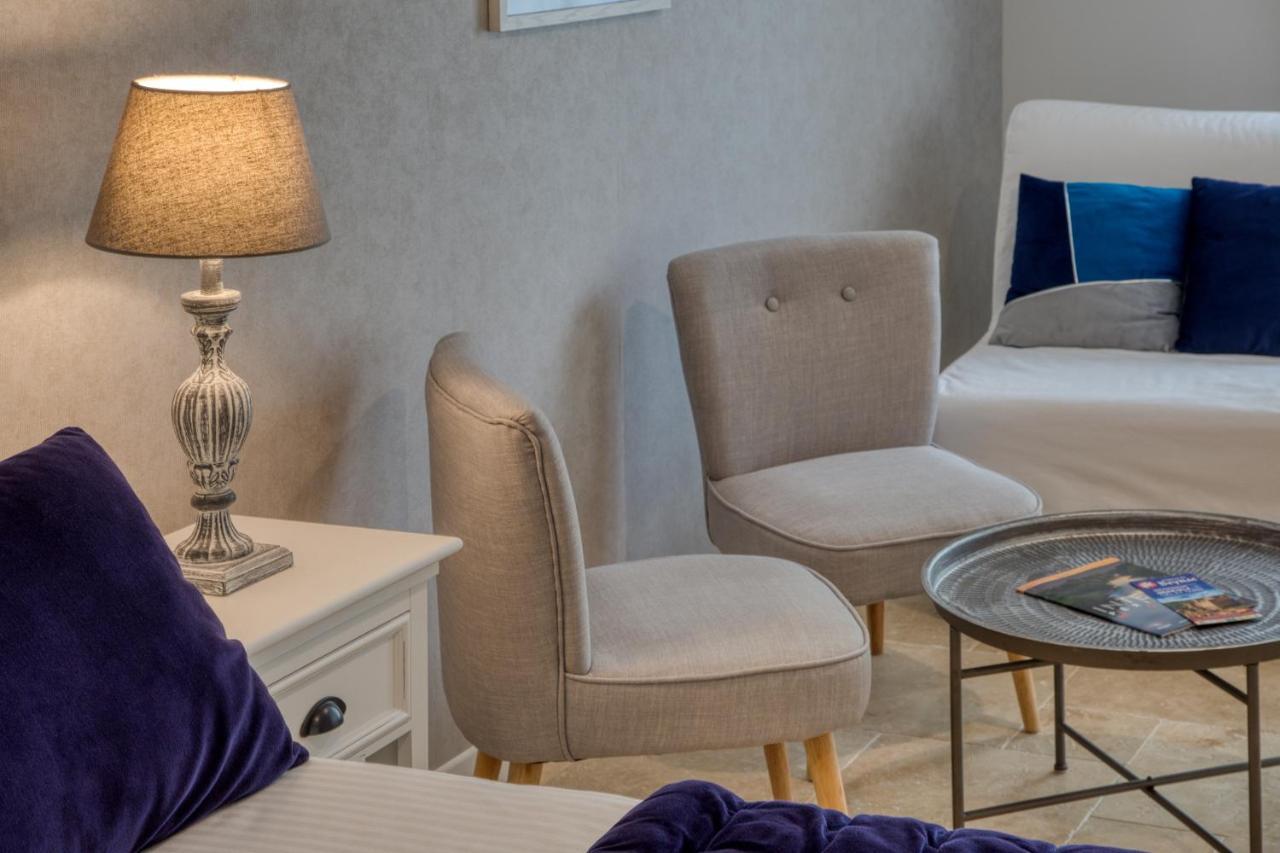 Domaine Des Pierres Blanches - Chambres D'Hotes Carlux Εξωτερικό φωτογραφία