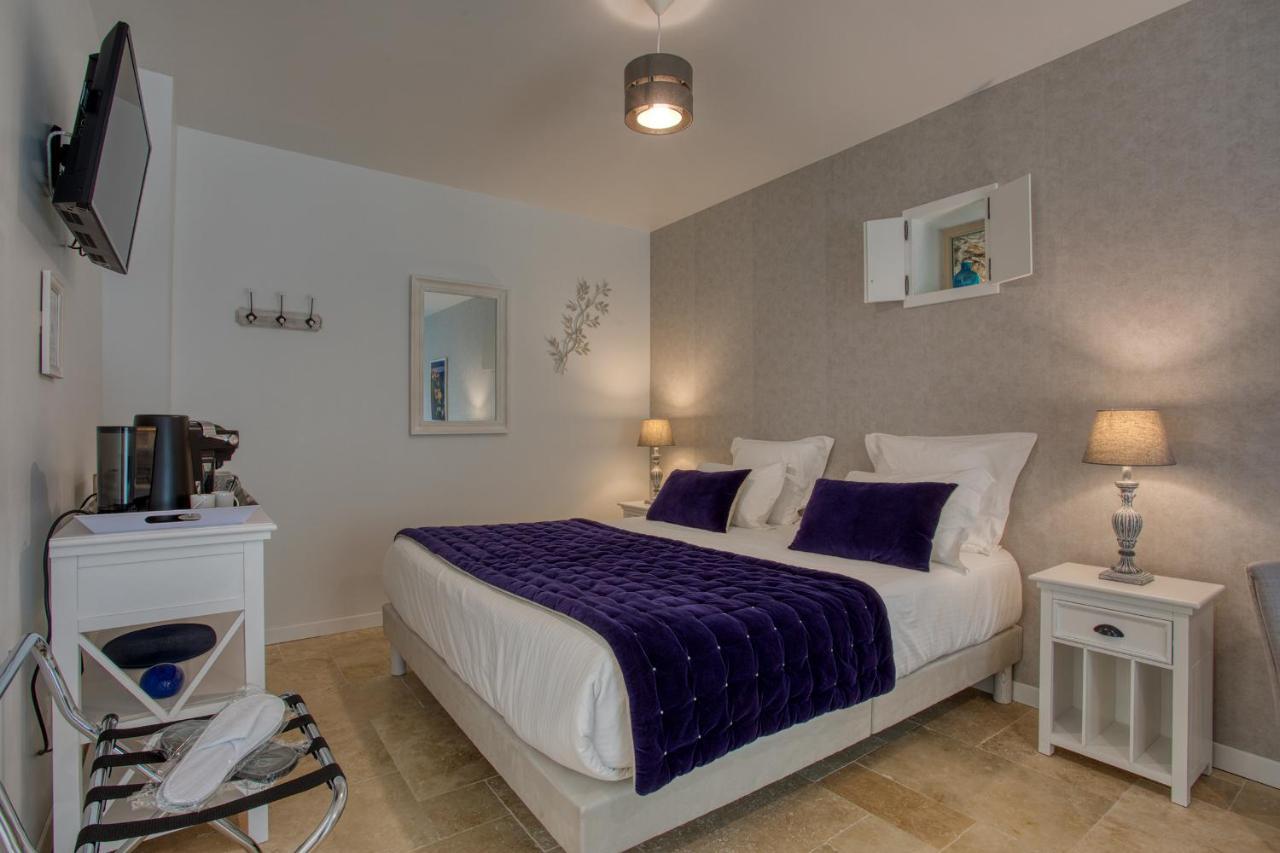 Domaine Des Pierres Blanches - Chambres D'Hotes Carlux Εξωτερικό φωτογραφία
